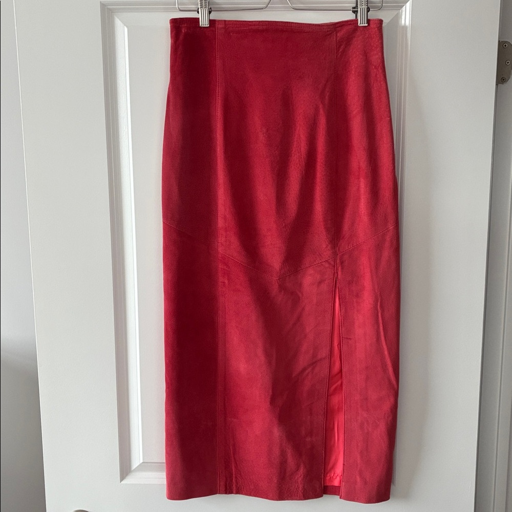 Danier Size 12 Suede Leather Maxi Skirt with Slit - Pink